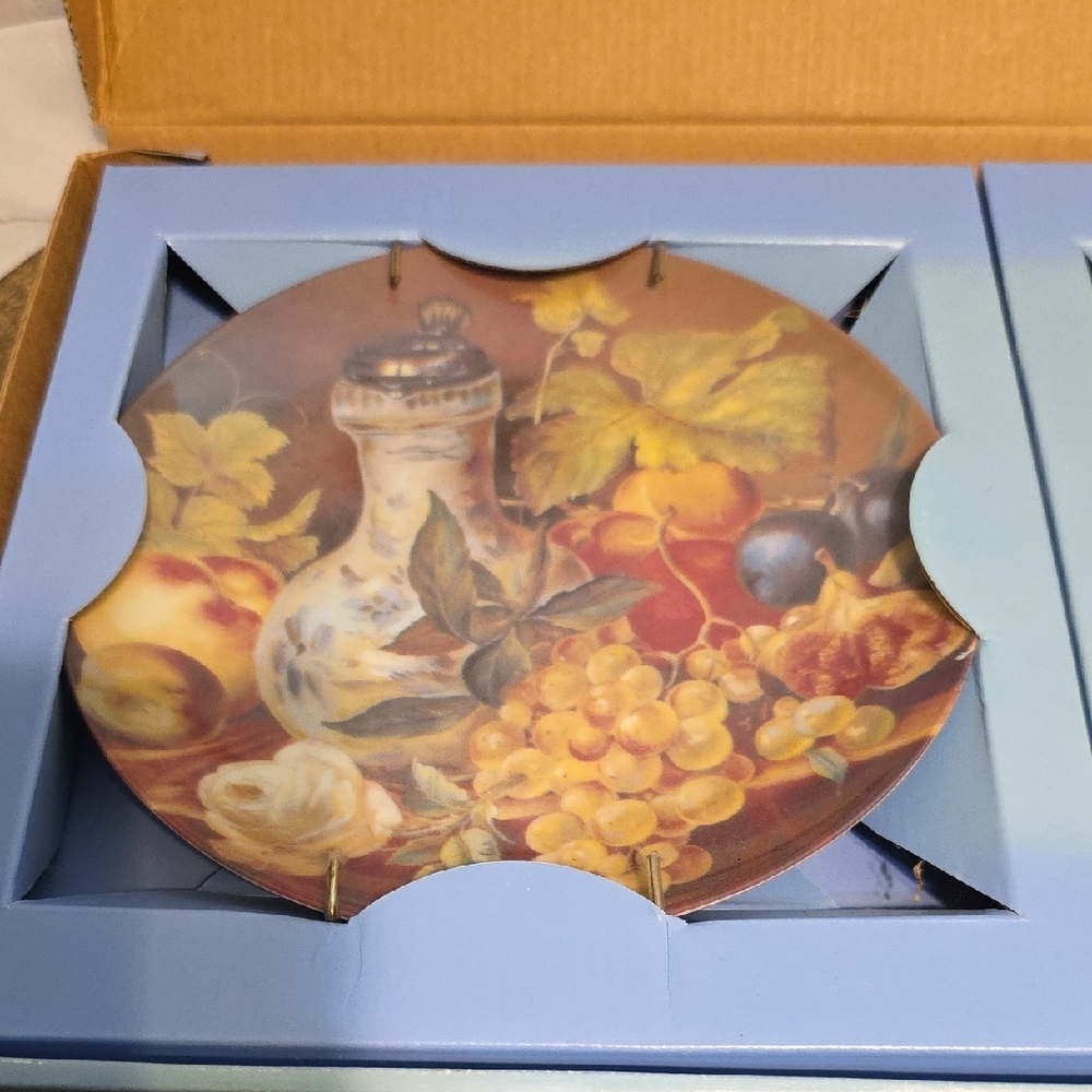 Classic Treasures Porcelain Collector Plates - Multicolor - Picture 4 of 9